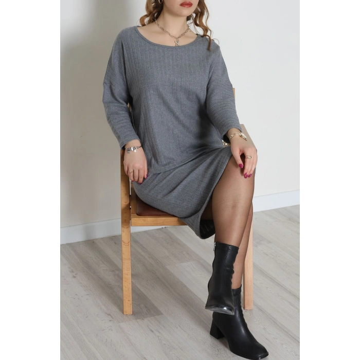 Kaşkorse Kumaş Omuz Düşümlü Midi Boy Etekli Takım Gri - 42800.1567.