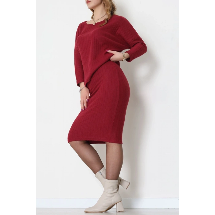 Kaşkorse Kumaş Omuz Düşümlü Midi Boy Etekli Takım Kırmızı - 42800.1567.