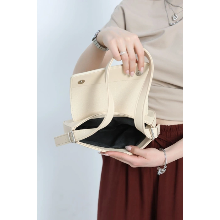 Kol Çantası Krem - 3005.1853.