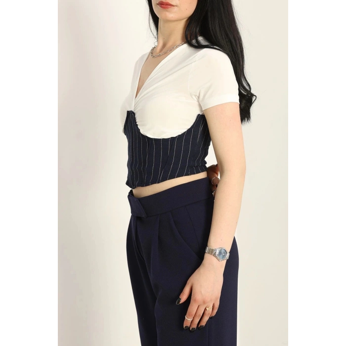Korsaj Detaylı Bluz Lacibeyaz - 41380.1595.