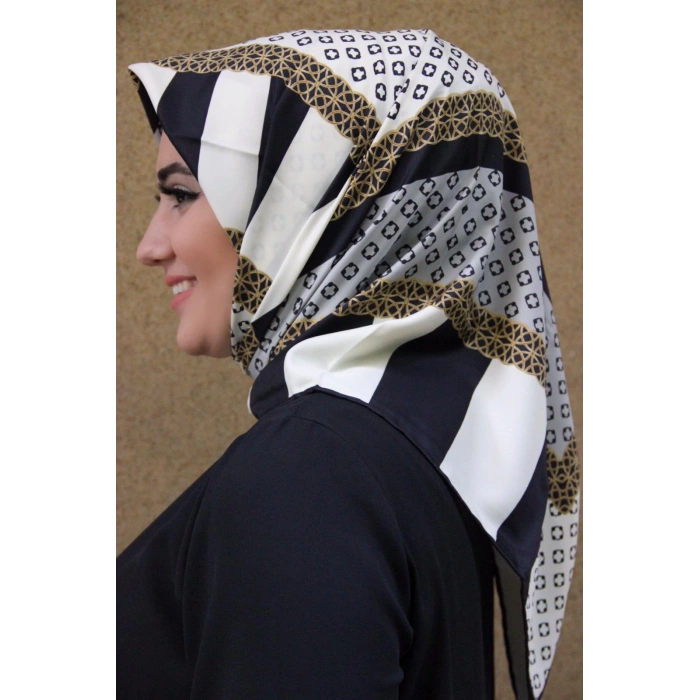 Moda Çizgi Desenli Eşarp