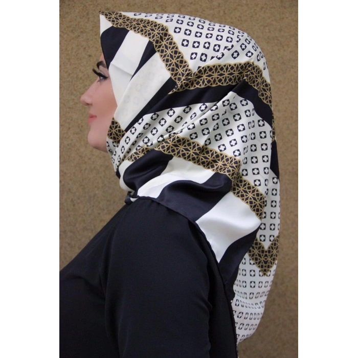 Moda Çizgi Desenli Eşarp