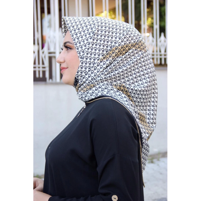 Moda Çizgi Desenli Eşarp