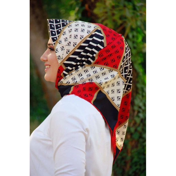 Moda Çizgi Desenli Eşarp