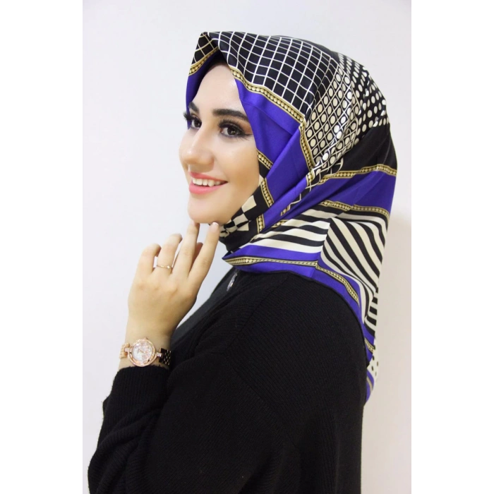 Moda Çizgi Desenli Eşarp
