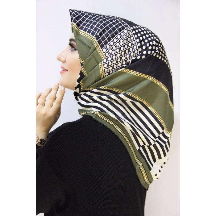 Moda Çizgi Desenli Eşarp