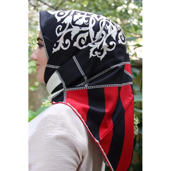 Moda Çizgi Desenli Eşarp