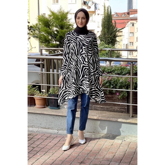 Moda Çizgi Desenli Tunik