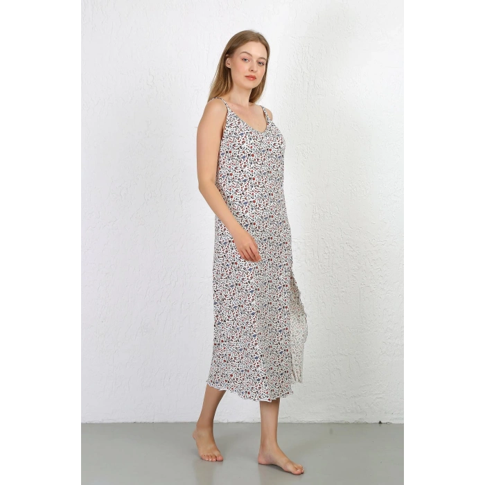 Moda Çizgi İp Askılı Uzun Yırtmaçlı Penye Gecelik 90129 Beyaz