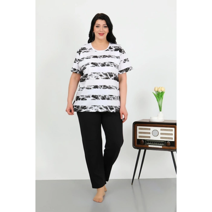 Moda Çizgi Kadın Büyük Beden Kısa Kol Penye Pijama Takımı Beyaz 202505