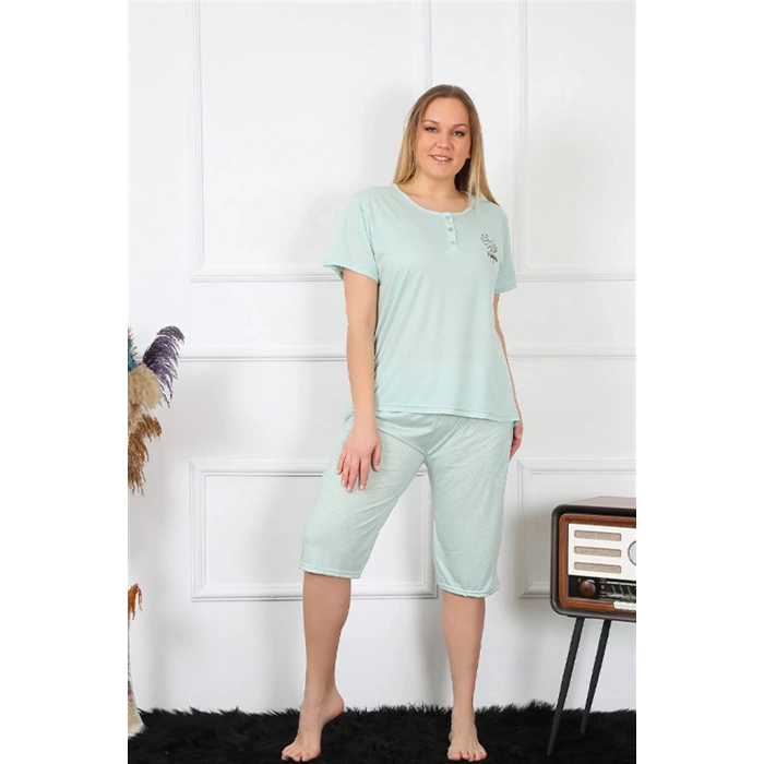 Moda Çizgi Kadın Büyük Beden Viscon Su Yeşili Kapri Pijama Takım 202193
