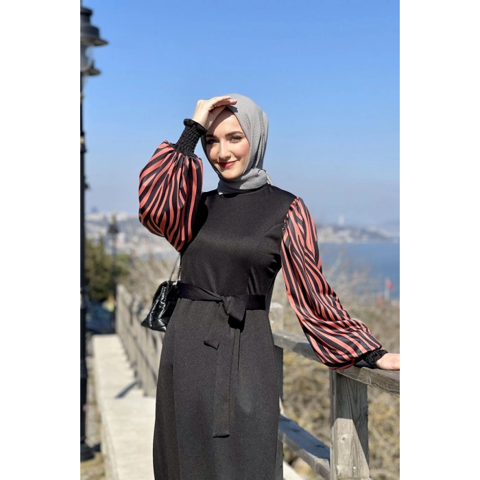 Moda Çizgi Tesettür Elbise