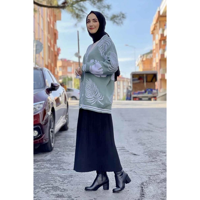 Moda Çizgi Triko Hırka