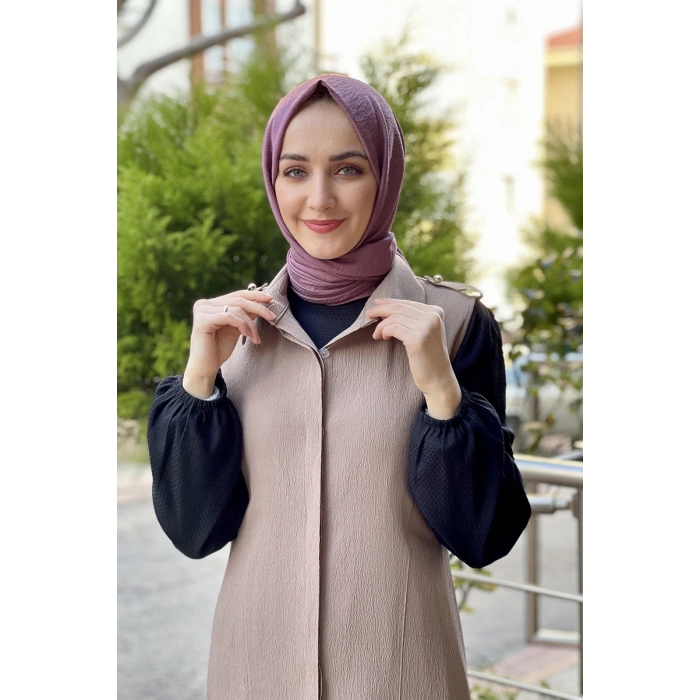 Moda Çizgi Yakalı Yelek