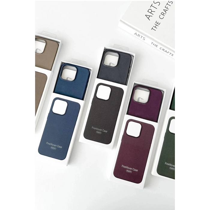 Newface iPhone 15 Pro Max Kılıf Karen Magsafe Kapak - Siyah