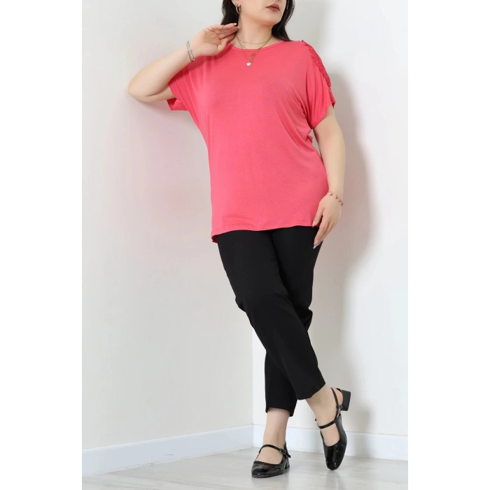 Omuz Dantel Detaylı Büyük Beden Viskon Bluz Pembe - 71479.1990.