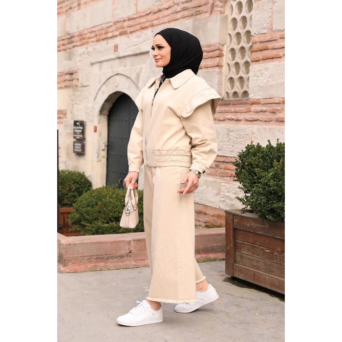 Omuz Detaylı  Kot Ceket Bej