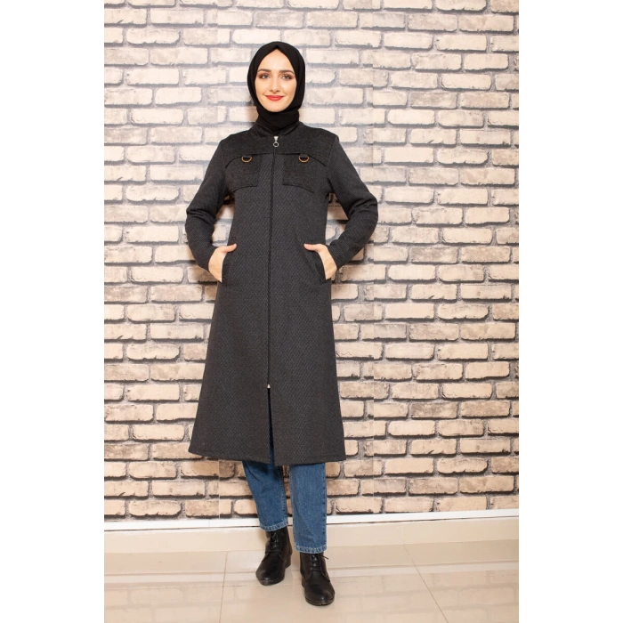 Omuzu Parçalı Antrasit Tesettür Kap