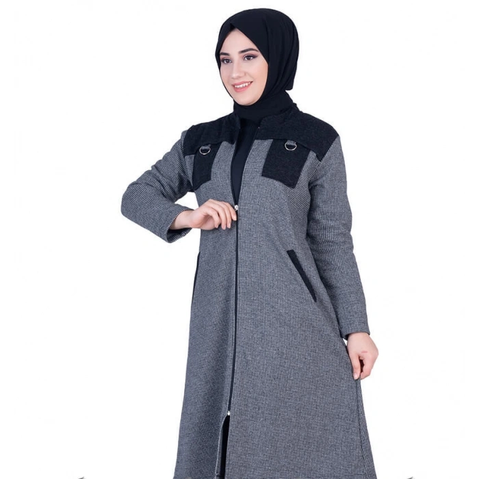 Omuzu Parçalı Füme  Tesettür Kap