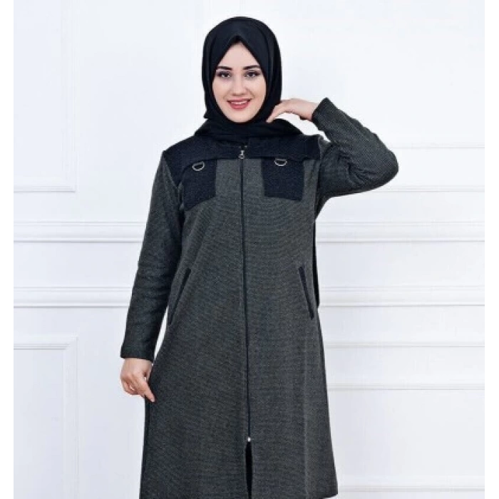 Omuzu Parçalı Haki Tesettür Kap