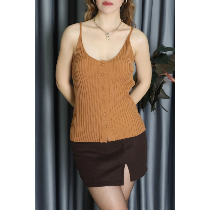 Önü Düğmeli Askılı Triko Yelek Camel - 71740.444.