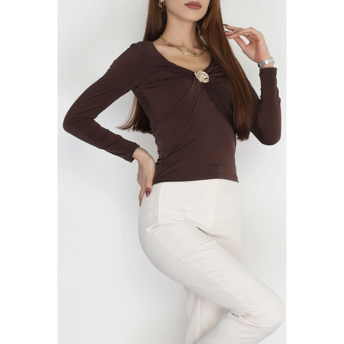 Sandy Kumaş Aksesuarlı Bluz Kahve - 70873.1918.