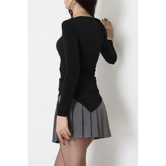 Sandy Önü Asimetrik Kesim Fiyonk Detaylı Bluz Siyah - 42808.1949.