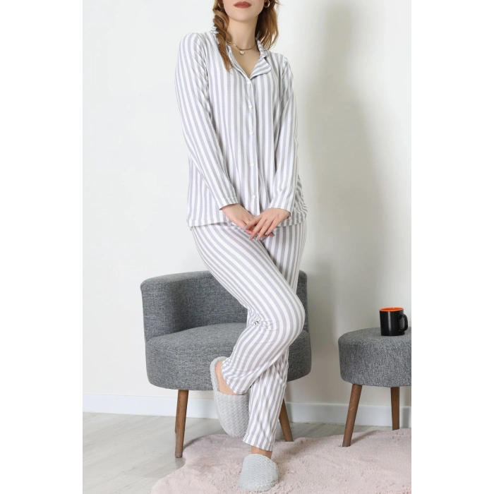 Süet Düğmeli Pijama Takımı Griçizgili - 52199.1783.