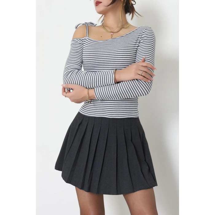 Tek Omuz Detaylı Likralı Kaşkorse Bluz Fümebeyaz - 51091.1567.