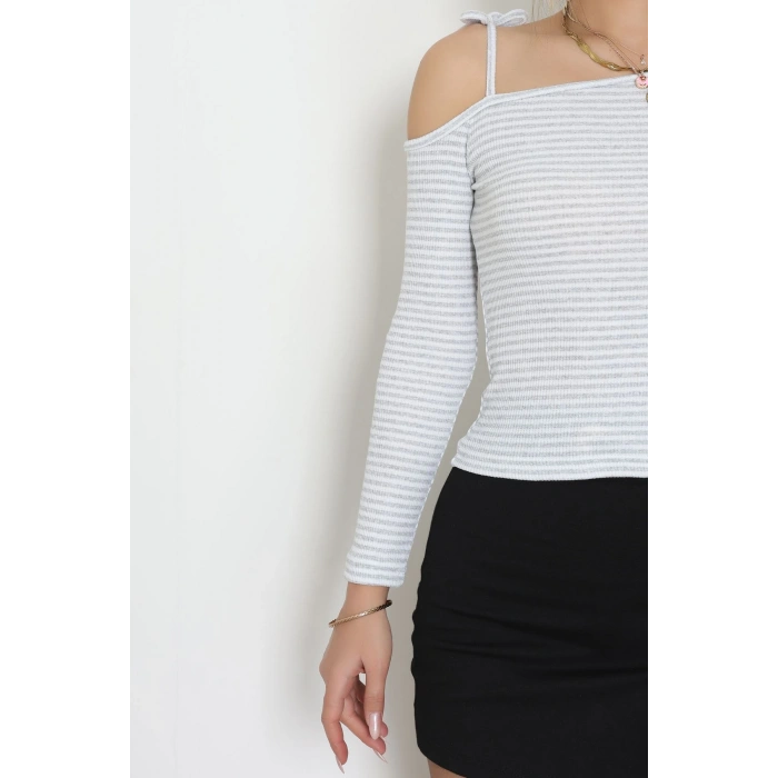 Tek Omuz Detaylı Likralı Kaşkorse Bluz Gribeyaz - 51091.1567.