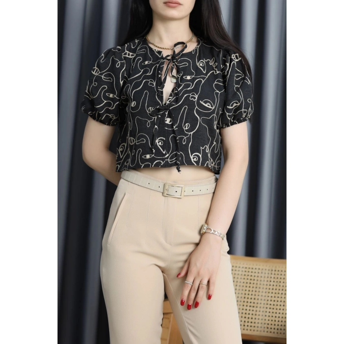 Topshow Nakışlı Önden Baglamalı Bluz Siyah - 90003.155.