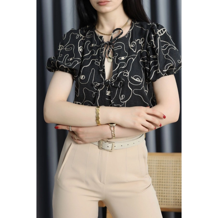 Topshow Nakışlı Önden Baglamalı Bluz Siyah - 90003.155.