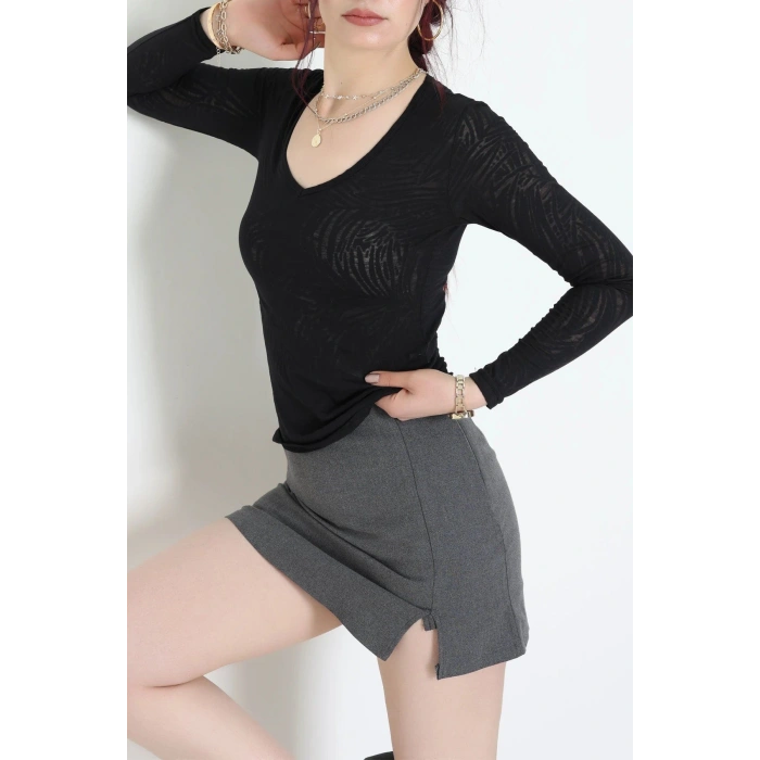V Yaka Desenli Transparan Bluz Siyah - 70894.1567.
