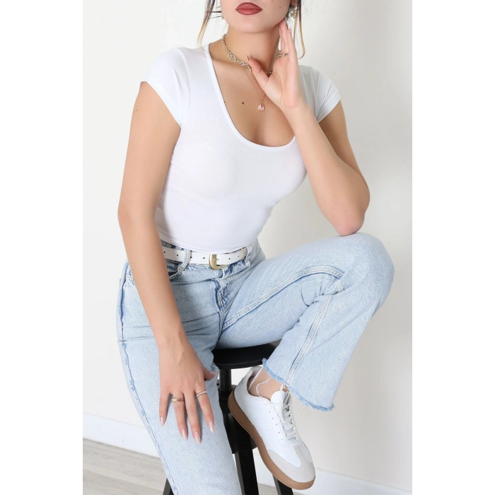 Viskon Yuvarlak Yaka Kısa Kollu Body Beyaz - 7100.2127.