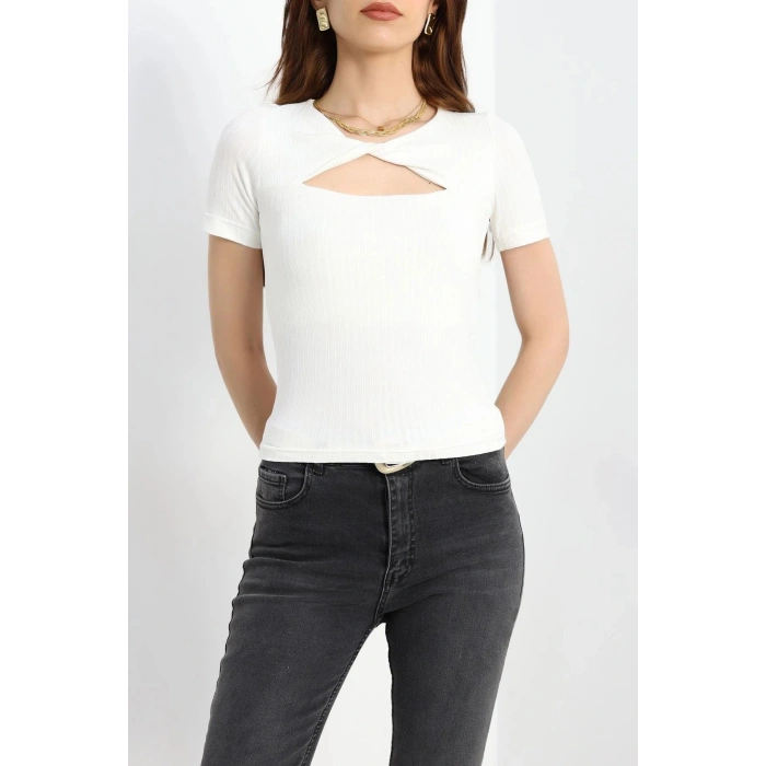 Yaka Pencereli Body Ekru - 70615.1019.