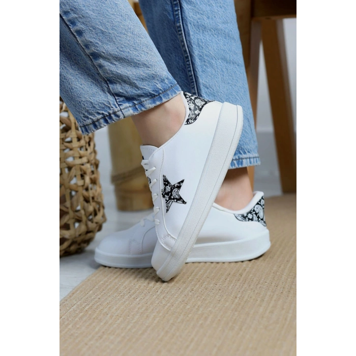 Yıldızlı Spor Ayakkabı Beyazsiyah2 - 31295.264.