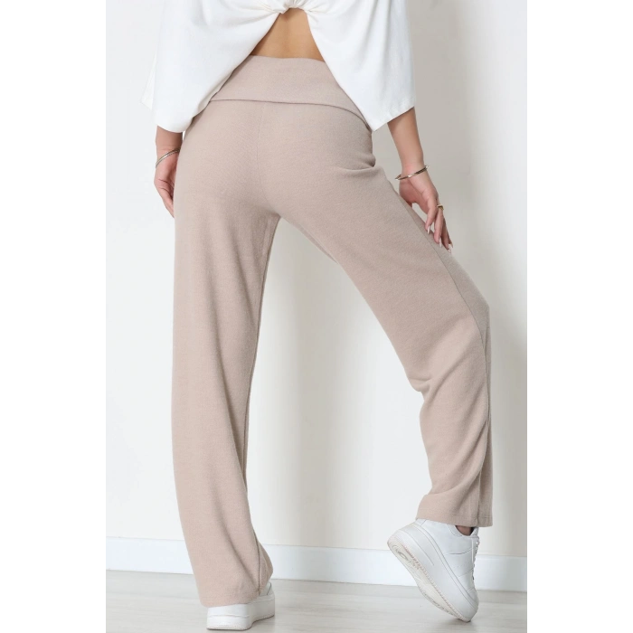 Yumoş Kumaş Beli Katlamalı Pantolon Latte - 51097.2114.