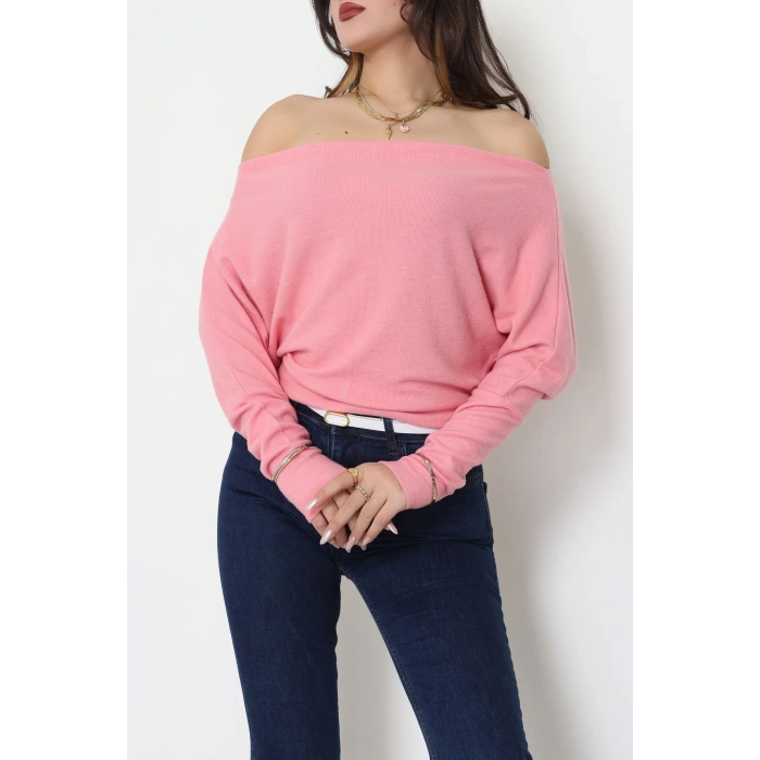 Yumoş Kumaş Kayık Yaka Omuz Düşümlü Bluz Pembe - 31706.2114.