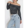 Madonna Yaka Yumoş Bluz Siyah - 51096.2114.