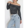 Madonna Yaka Yumoş Bluz Siyah - 51096.2114.