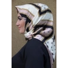Moda Çizgi Desenli Eşarp