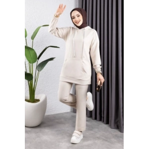 Biyeli Kapşonlu Spor Takım TAŞ