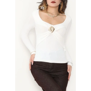 Buzzy Kumaş V Yaka Tokalı Bluz Ekru - 1074.2119.