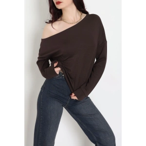 Kayık Yaka Omuz Düşümlü Double Face Kumaş Bluz Acıkahve - 22185.200.