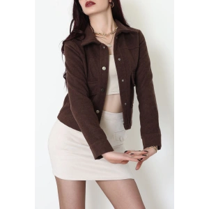 Klasik Yaka Çıtçıt Düğmeli Cep Detaylı Kaşe Crop Ceket Kahve2 - 70992.1775.