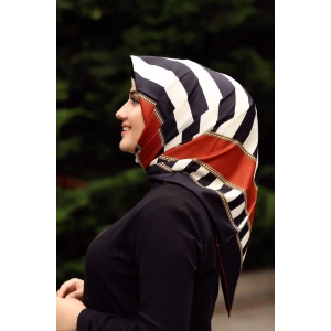 Moda Çizgi Desenli Eşarp