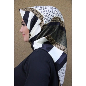 Moda Çizgi Desenli Eşarp