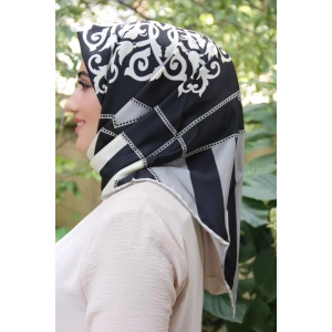 Moda Çizgi Desenli Eşarp