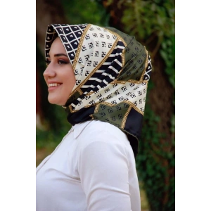 Moda Çizgi Desenli Eşarp