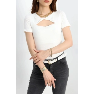Yaka Pencereli Body Ekru - 70615.1019.
